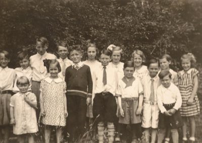 Fion MacCrea June 1936 teacher Elizabeth Ormsby 400x284 - Town Gallery