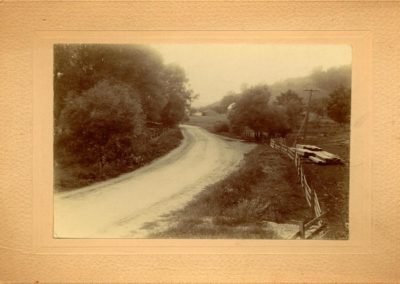 Fion MacCrea Possiblely Thelma Palmathers road front 400x284 - Town Gallery